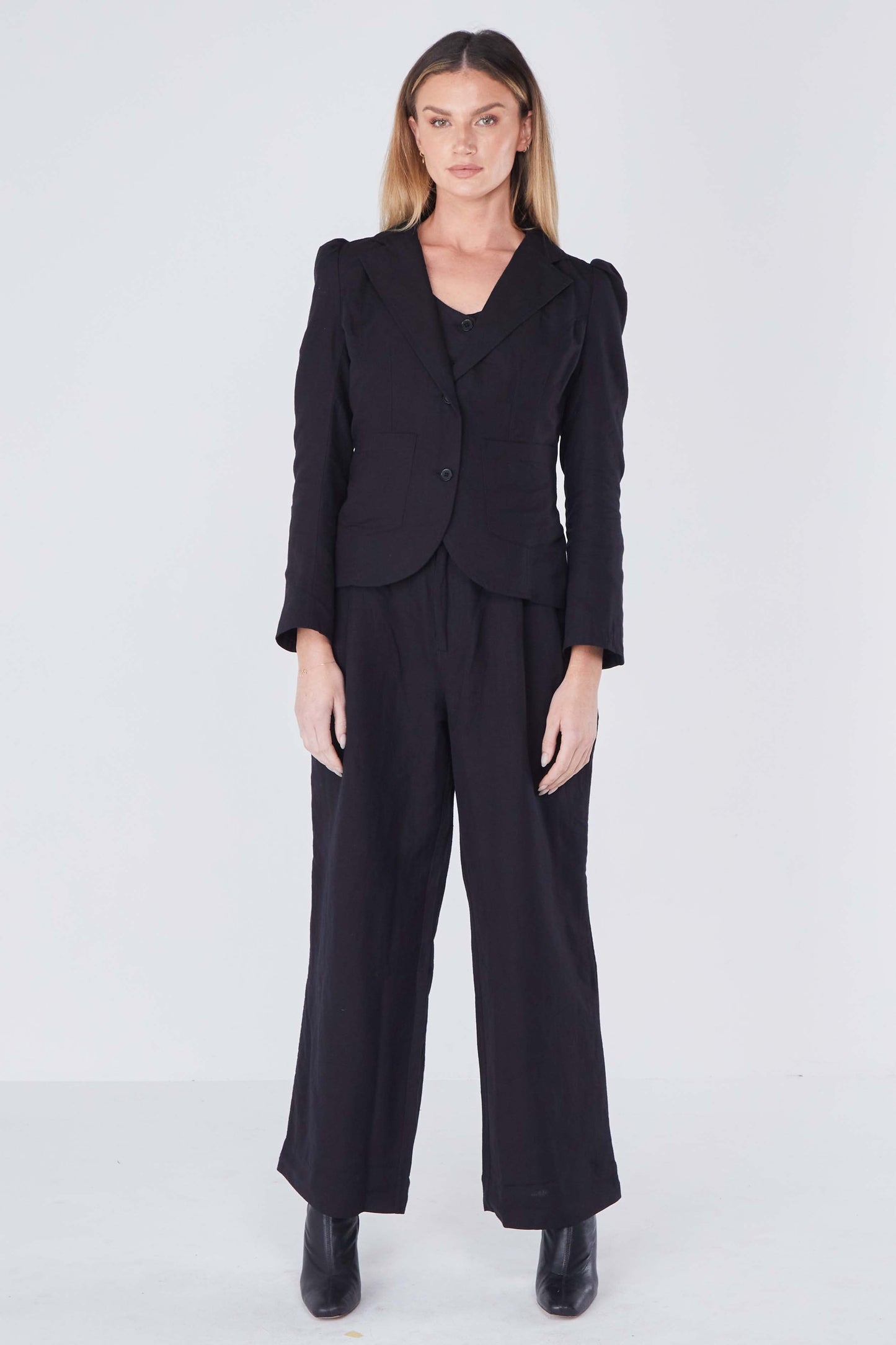 Moore Linen Trousers - Black