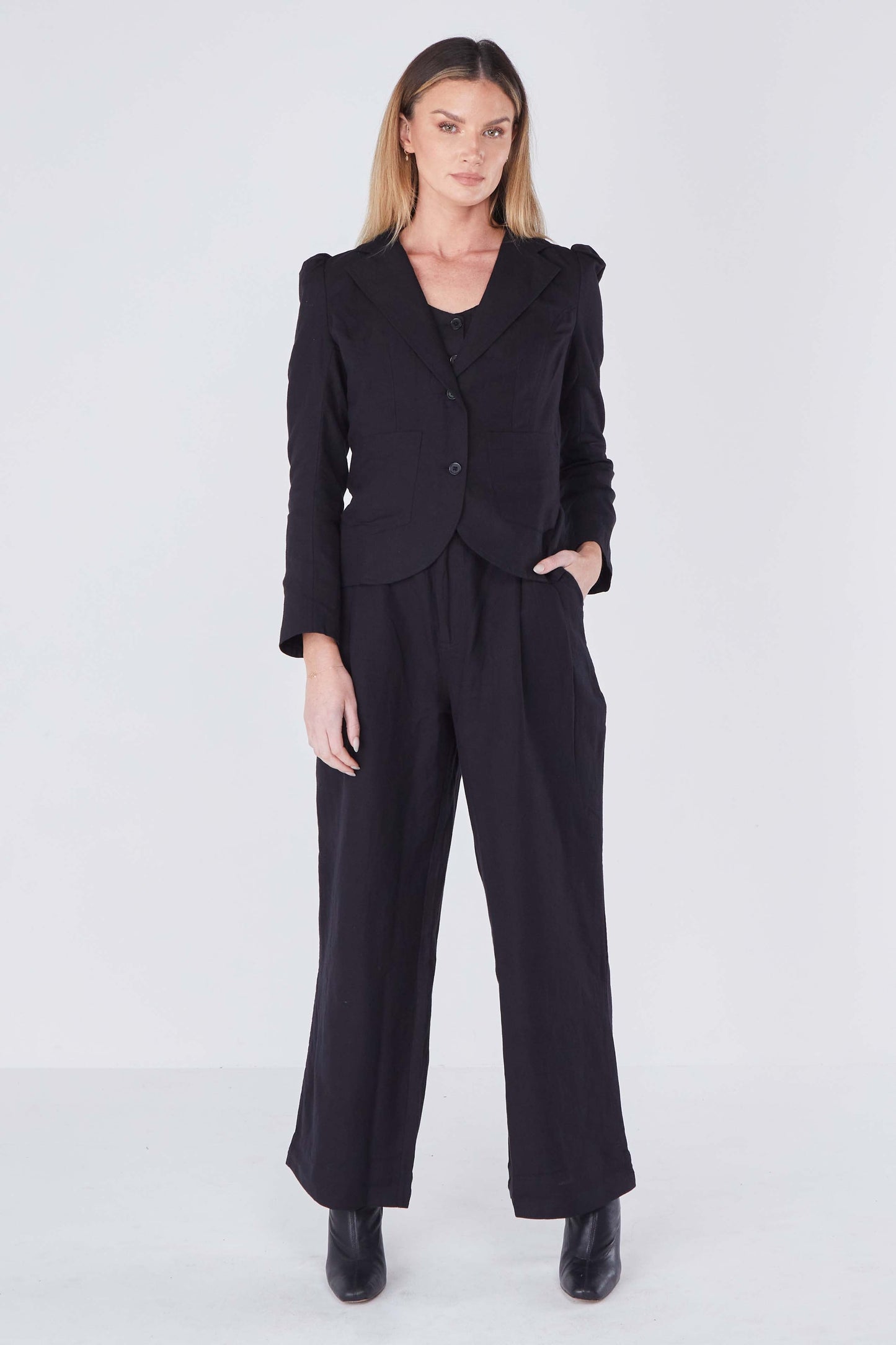 Moore Linen Trousers - Black