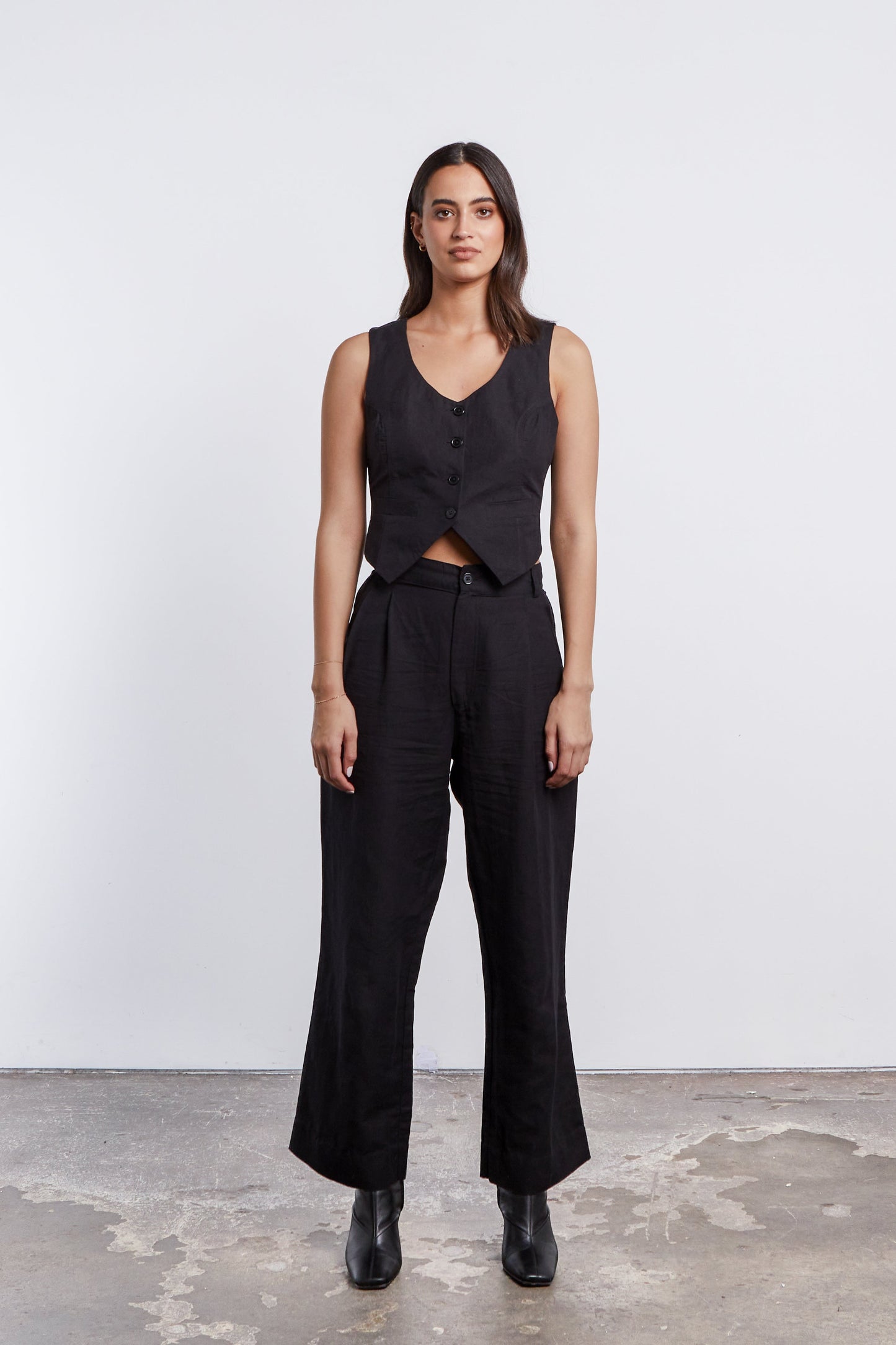 Harper Linen Vest - Black