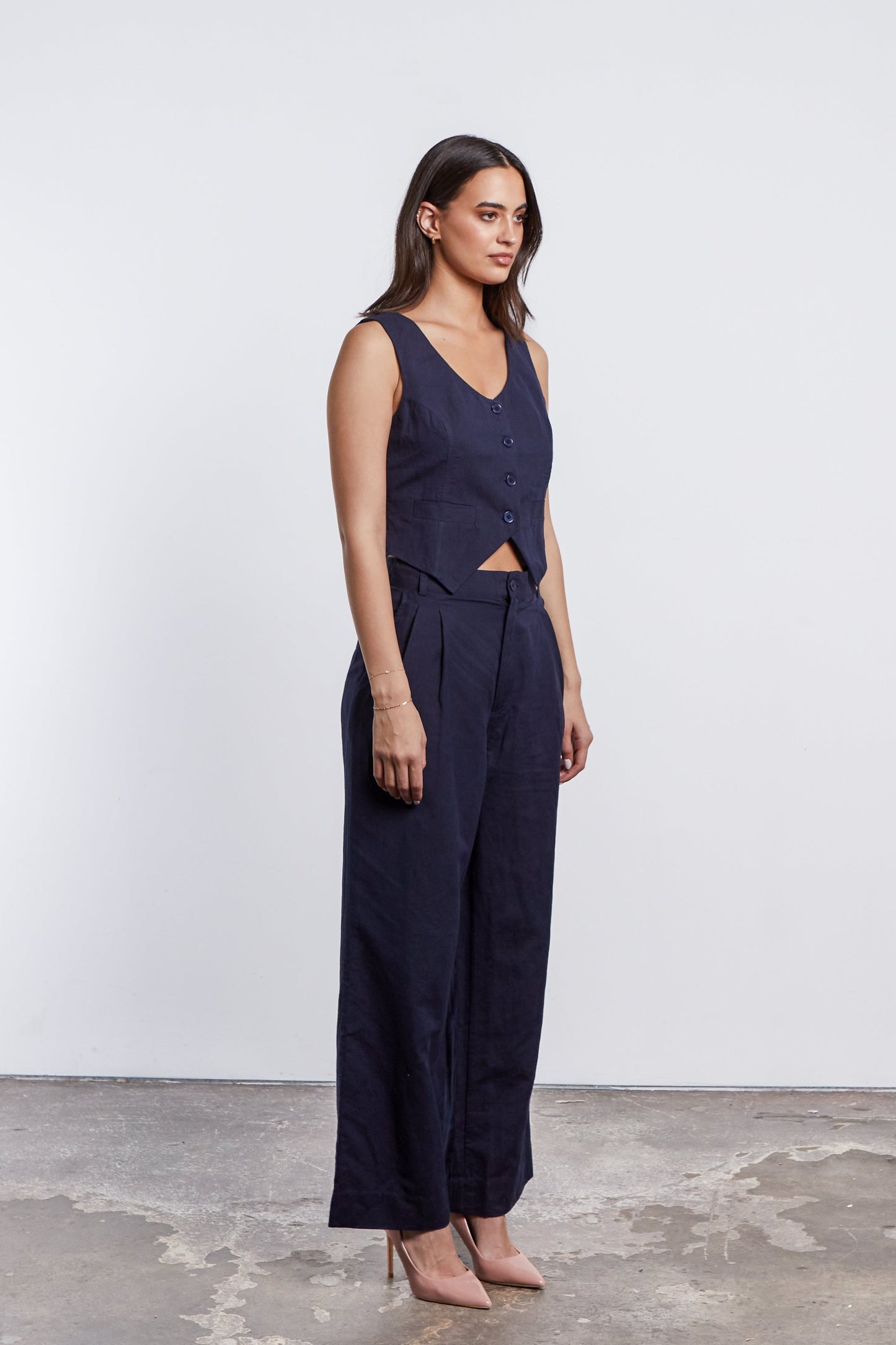 Harper Linen Vest - Navy